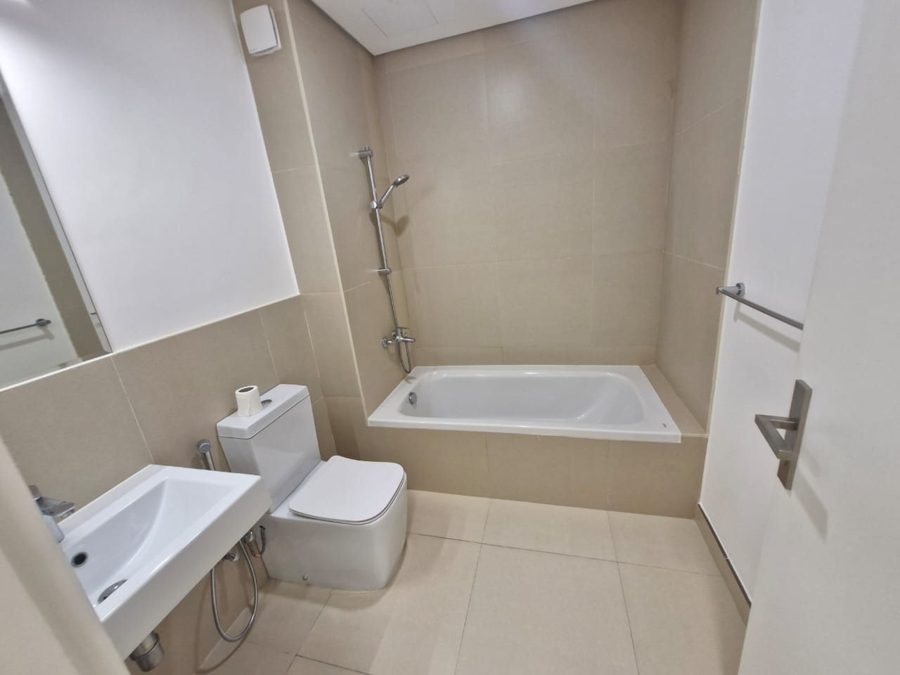 ✨ Luxurious Duplex for Rent in Sedra (Roshn) 🏡